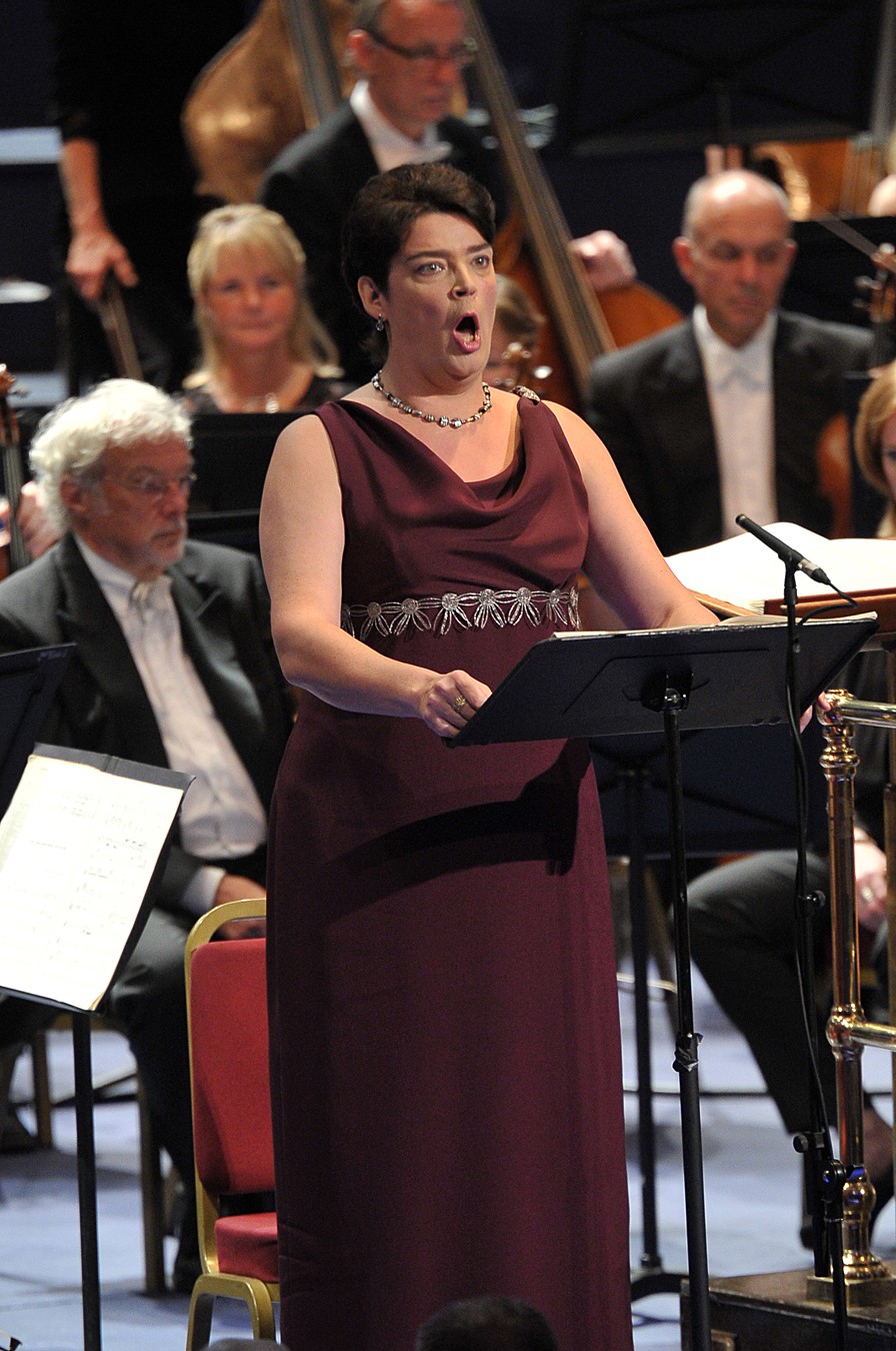 Hilary Summers as Jocasta at the Proms