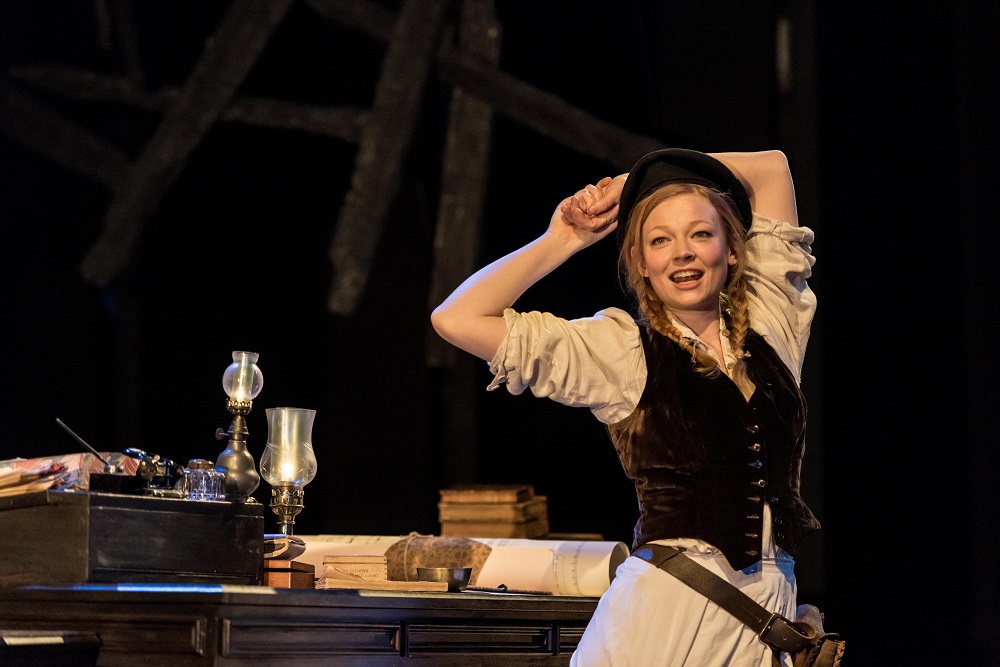 Sarah Snook in the Old Vic Master Builder