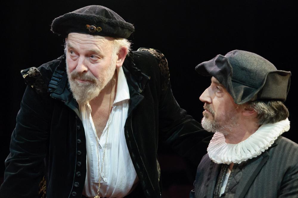 John Shrapnel as Lear and Christopher Bianchi as the Fool
