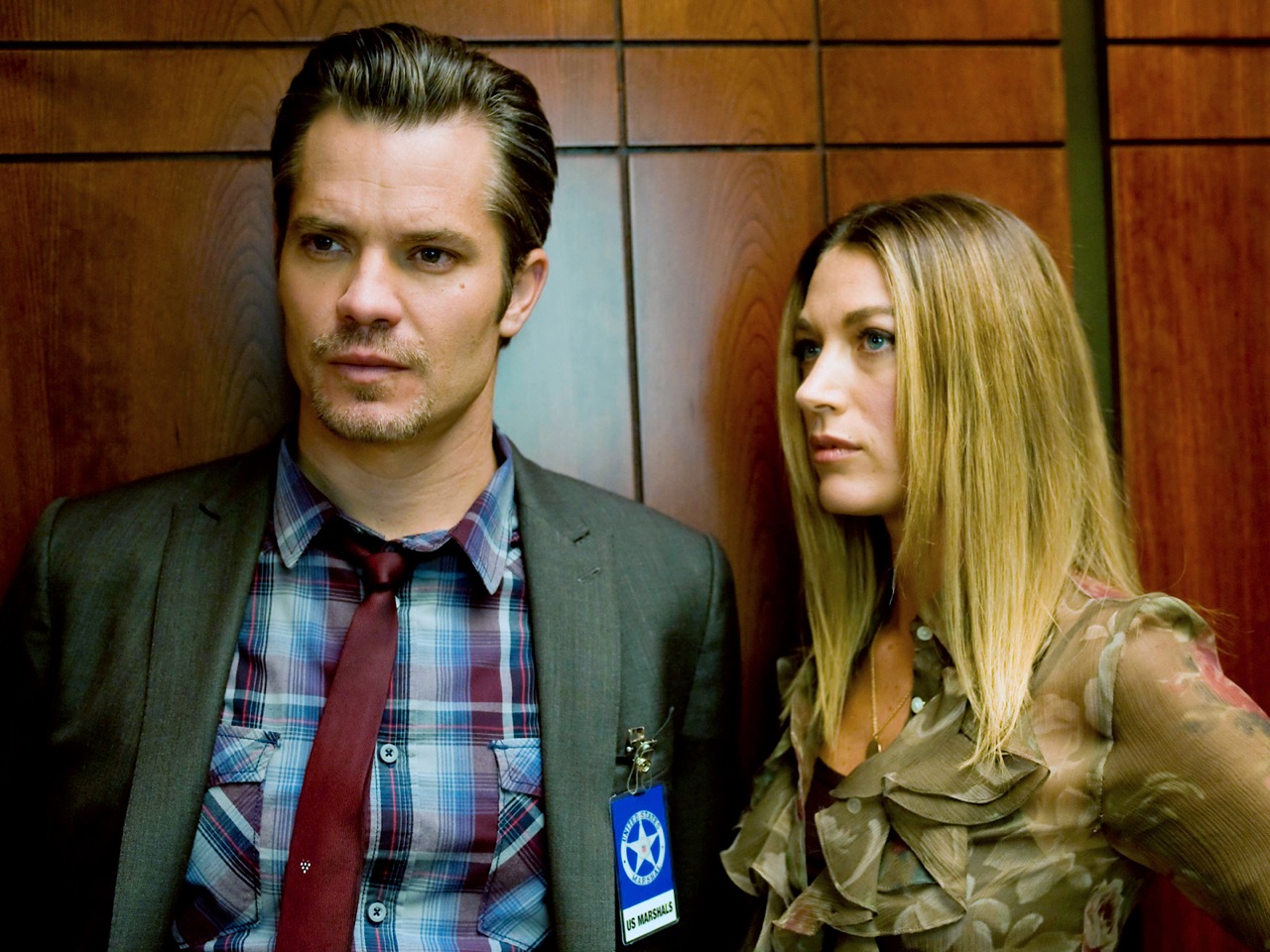 Timothy Olyphant and Natalie Zea in Justified
