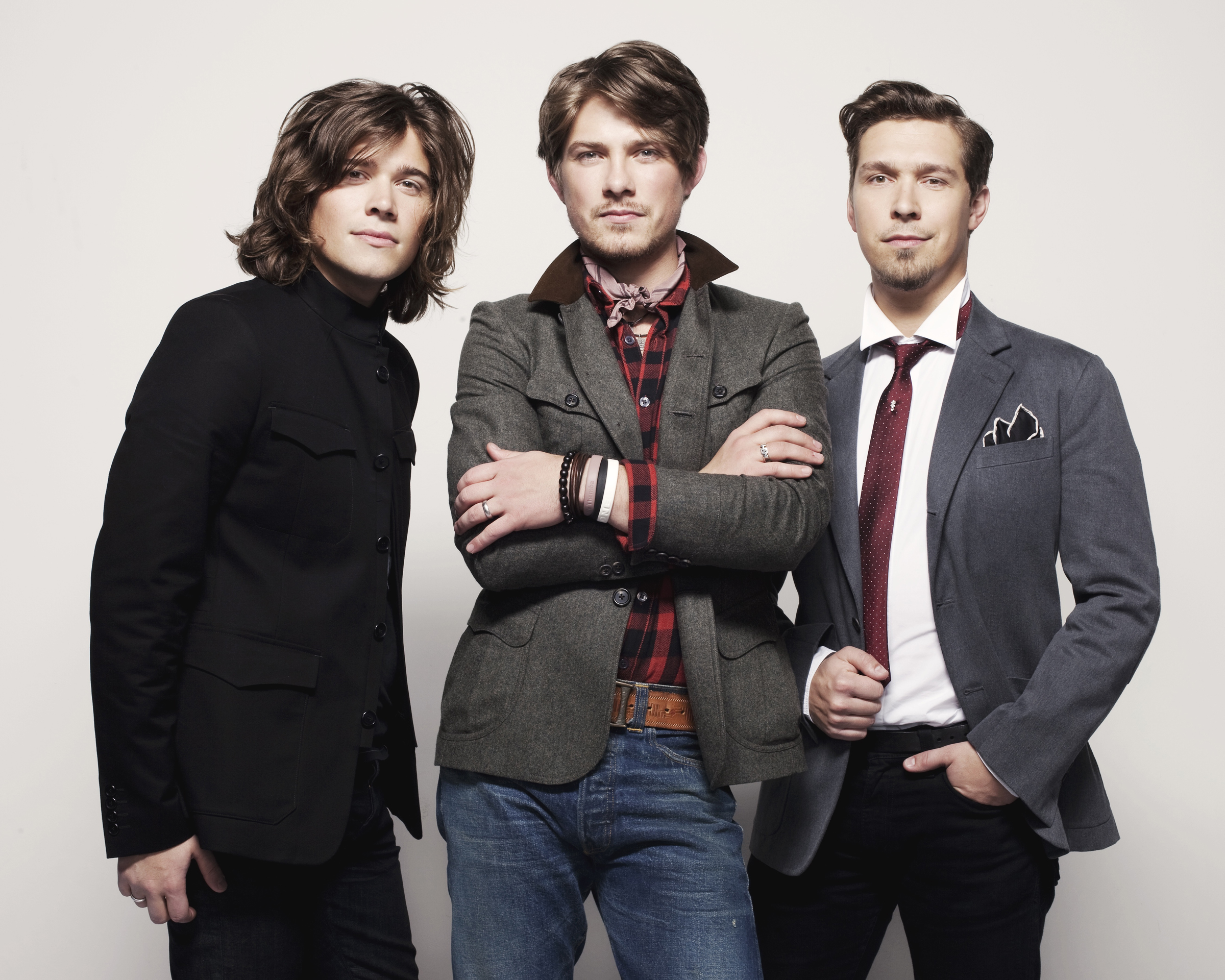 Hanson on 20 years of MMMbop: 'People can't sing the chorus right', Pop  and rock