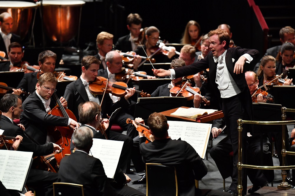 Vienna orchestra. Группа Венский филармонический оркестр. Дирижеры Венской филармонии. Группа виолончелистов Венского филармонического оркестра. Боковски Венский филармонический оркестр.