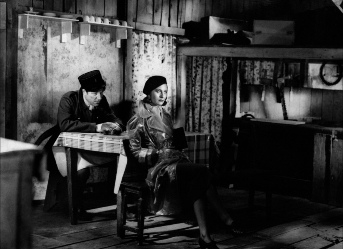 LE JOUR SE LEVE, 1939 directed by MARCEL CARNE Arletty (b/w photo)' Photo