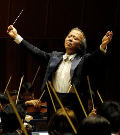 Tadaaki Otaka - conducting for earthquake relief