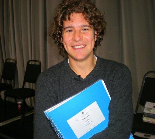 Robin Ticciati with the score of Janáček's Jenůfa at a Glyndebourne study day, 2009