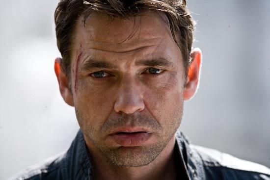 A battered Dougray Scott as Bill Masen, protecting mankind from rampant man-eating vegetation