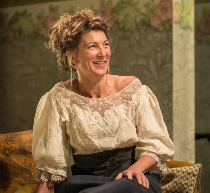 A Woman Of No Importance Vaudeville Eve Best Is Superb As A Woman Scorned