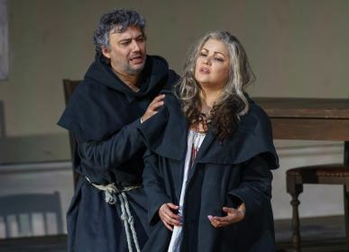 Jonas Kaufmann's Alvaro and Anna Netrebko's Leonora at the end of their tethers