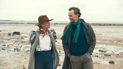 The joy of Essex: Cora (Claire Danes) and Will (Tom Hiddleston)