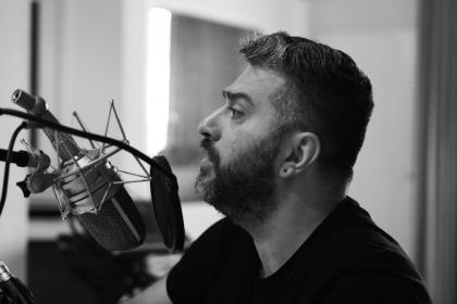 Damir Imamović at the mic