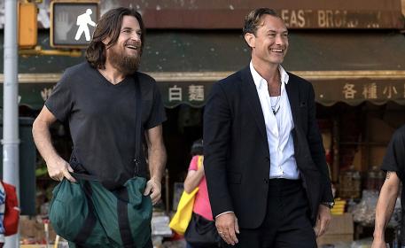 Vince and Jake Friedken (Jason Bateman and Jude Law)