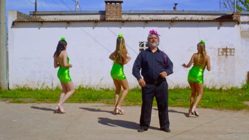 Checking the fakes: Argentinians are recruited for a bogus new dance craze in ‘Magic Farm’