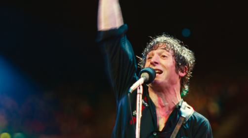 Forlorn in the USA: Jeremy Allen White as Springsteen in one of the film’s authentic-looking concert scenes