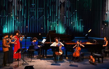 Braimah, Aminata, Konya, Isata, Sheku, Maniatu and Jeneba Kanneh-Mason at the Barbican