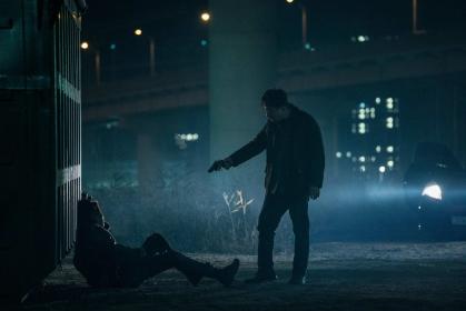 Night games: Captain Jung (Lee Sung-min) has some questions for Choon-bae (Jeon Hye-jin)