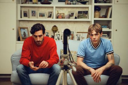 Gabriel D'Almeida Freitas and Xavier Dolan as the titular friends