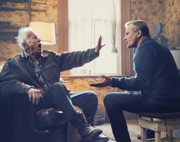 "Son, are you sure you're a fag?": Willis (Lance Henriksen) and his son John (Viggo Mortensen)