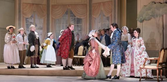 The Count (Huw Montague Rendall) seems ready to bless the wedding of Figaro (Michael Nagi) and Susanna (Johanna Wallroth) while the Countess (Louise Alder) looks on