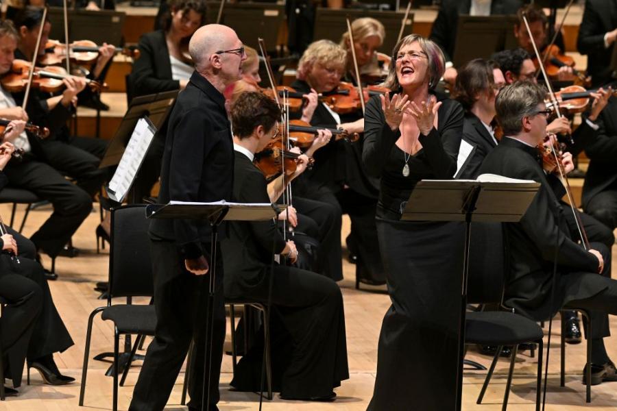 Alan Oke and Marlis Petersen in 'The Makropulos Case'