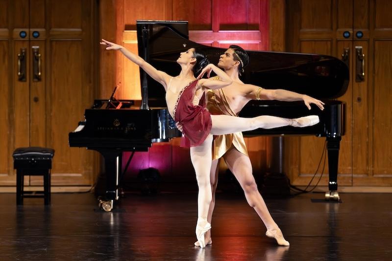 Laura Rodriguez Quesada and Gael Ventura from Ballet de Monterrey 