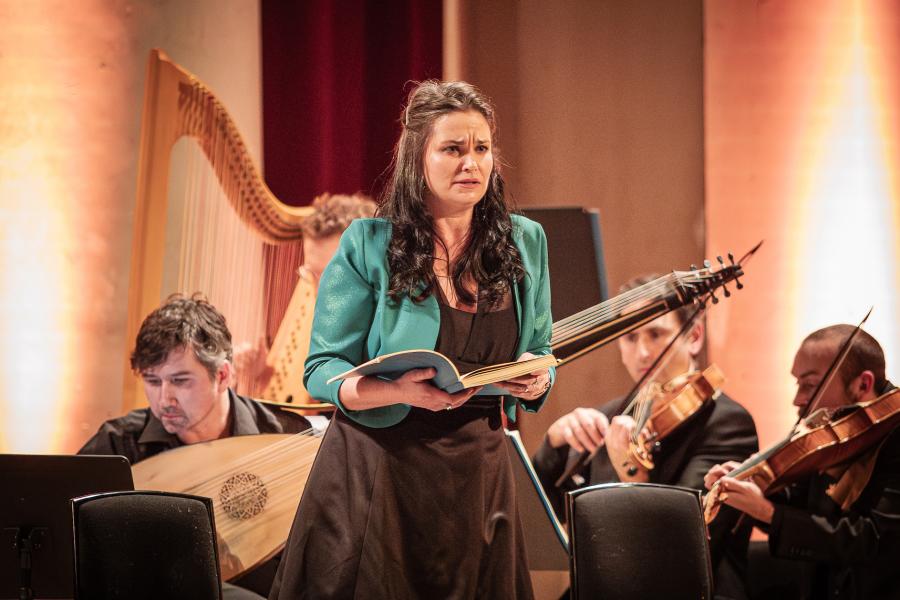 Emoke Barath as Merab