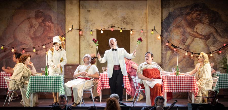 cafe society in Cosi fan tutte