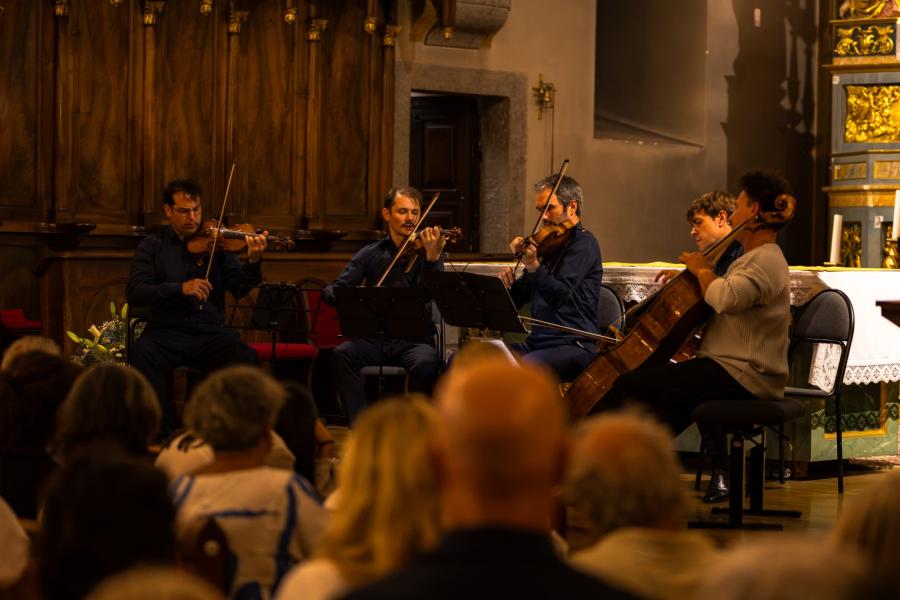 Modigliani Quartet with Edgar Moreau