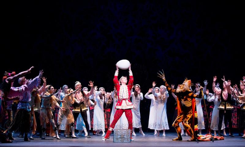 The Royal Ballet — Claudia Dean in rehearsal at the opera house