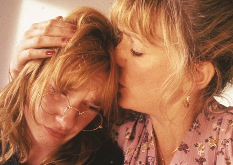 DVD/Bluray Life Is Sweet review exudes positivity