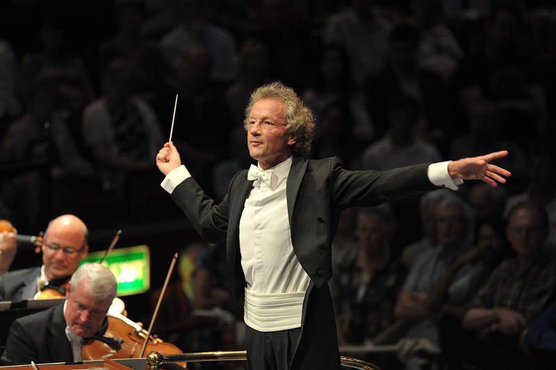 Prom 69: Cleveland Orchestra, Welser-Möst | The Arts Desk