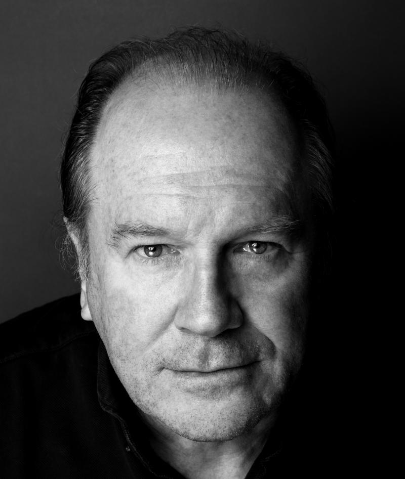 book review the romantic william boyd