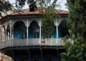 Old Tbilisi: Gudiashvili Square, the balcony of 'Lermontov's House'