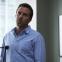 Man on wire: Alessandro Nivola